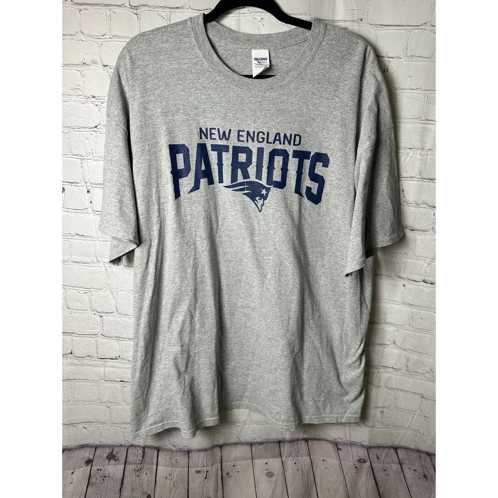 New England Patriots NFL Gildan Ultra Cotton Gray Sweatshirt Fan Gear